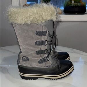 Sorel Black and Gray Fur-Lined Boots